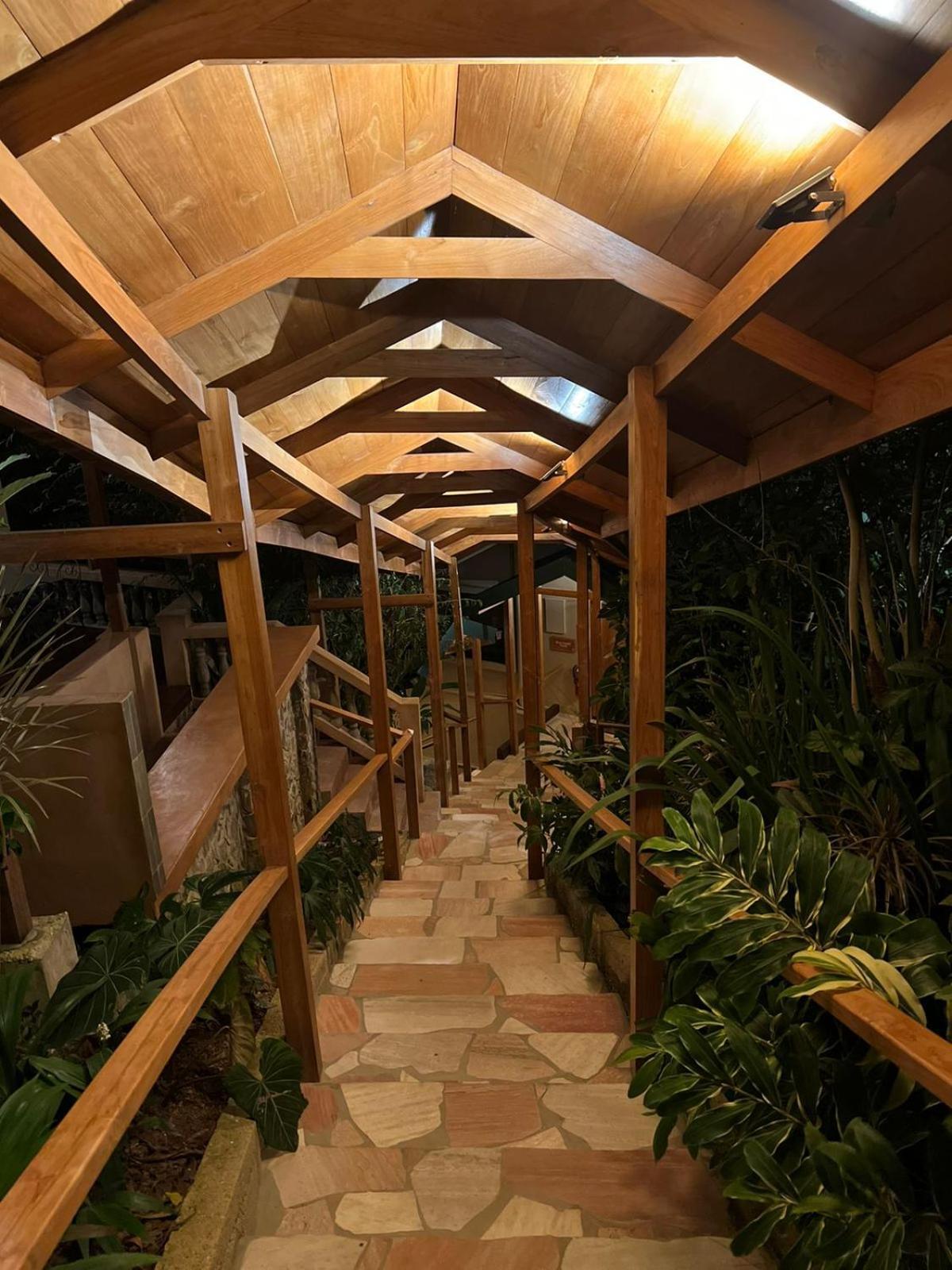 Hadco Experiences At Asa Wright Nature Centre Blanchisseuse Kültér fotó